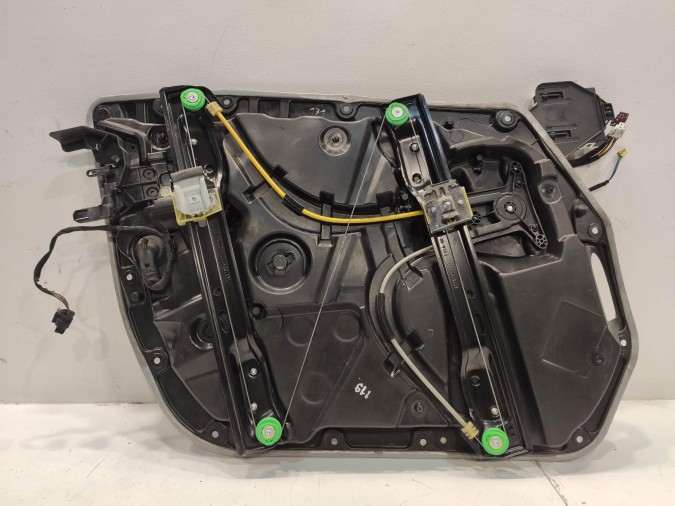 ELEVALUNAS DELANTERO DERECHO MINI MINI 2016