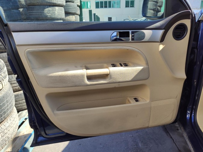 ELEVALUNAS DELANTERO IZQUIERDO VOLKSWAGEN TOUAREG 2005