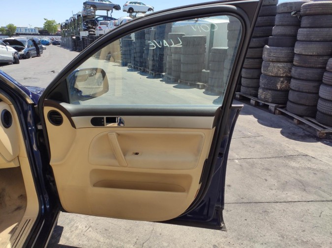 ELEVALUNAS DELANTERO DERECHO VOLKSWAGEN TOUAREG 2005