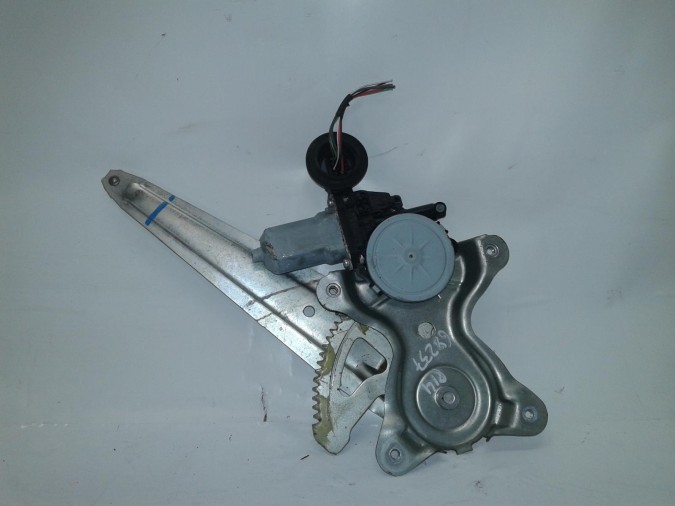 ELEVALUNAS TRASERO DERECHO LEXUS IS SERIES 2006