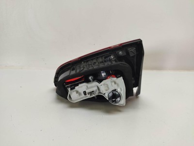 PILOTO TRASERO IZQUIERDO INTERIOR VOLKSWAGEN GOLF 2017