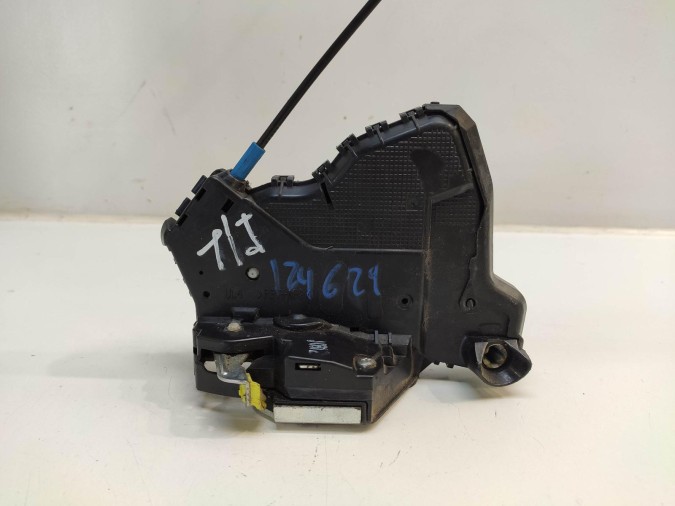 CERRADURA PUERTA TRASERA IZQUIERDA TOYOTA AVENSIS 2013