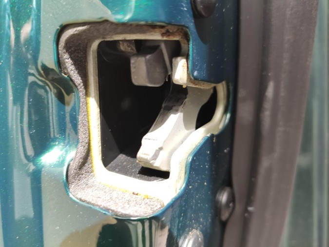 CERRADURA PUERTA DELANTERA DERECHA JAGUAR S TYPE 2007