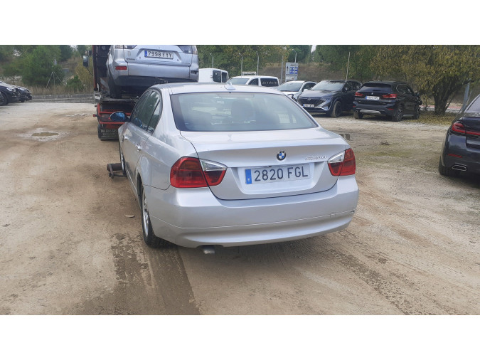 BRAZO I.LIMPIA. BMW 320D 2006