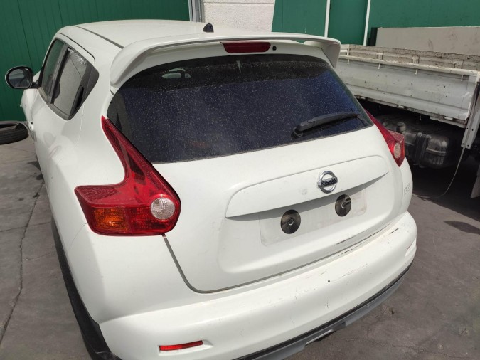 PORTON TRASERO NISSAN JUKE 2011
