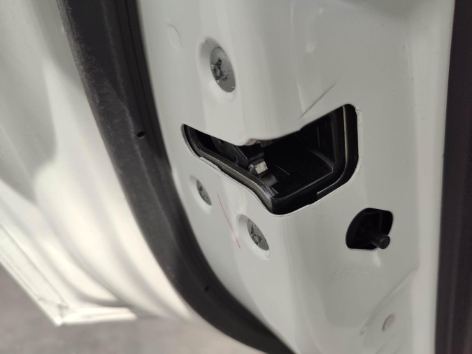 CERRADURA PUERTA TRASERA IZQUIERDA NISSAN JUKE 2011