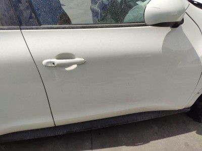 CERRADURA PUERTA DELANTERA DERECHA NISSAN JUKE 2011