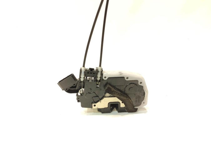 CERRADURA PUERTA DELANTERA DERECHA NISSAN JUKE 2011