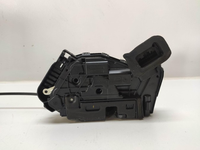 CERRADURA PUERTA DELANTERA DERECHA VOLKSWAGEN GOLF 2017