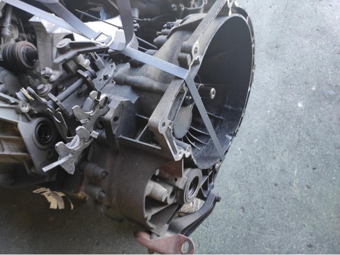 CAJA CAMBIOS VOLVO C30 2008