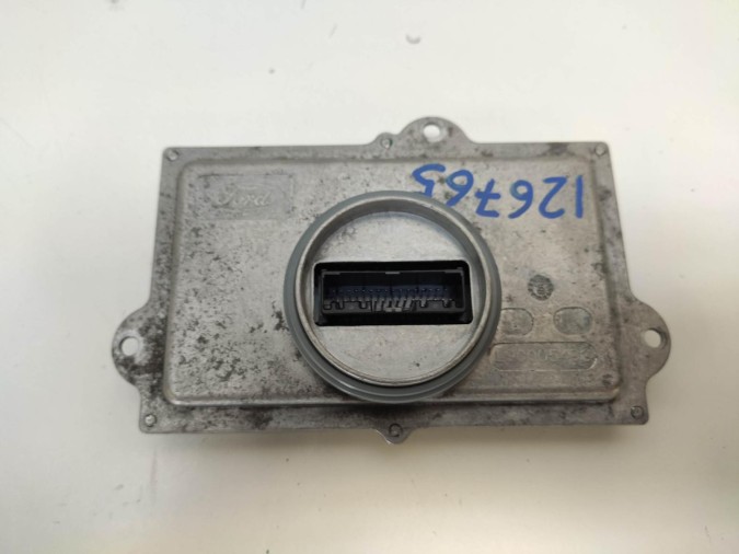 BALASTRO DE FARO FORD MONDEO 2016