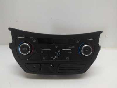 MANDO CALEFACCIÓN FORD FOCUS 2018
