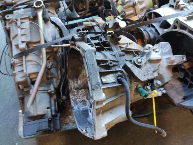 CAJA CAMBIOS RENAULT MEGANE 2010
