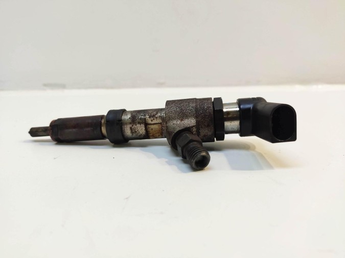 Inyector FORD FIESTA 2004