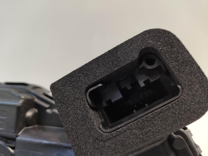 CERRADURA PUERTA DELANTERA DERECHA VOLKSWAGEN POLO 2019