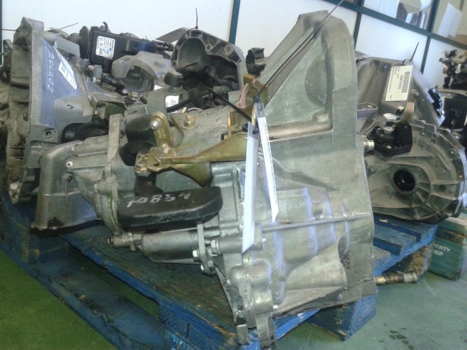CAJA CAMBIOS KIA CEED 2000