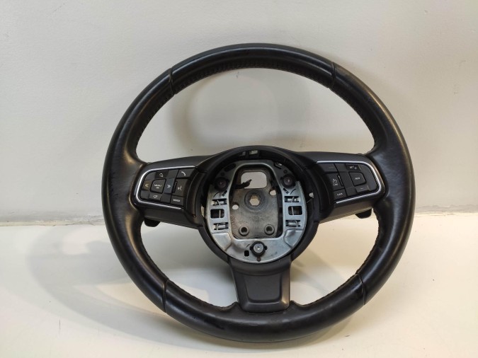 VOLANTE JAGUAR XE 2016