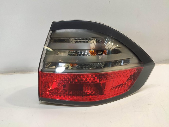 PILOTO TRASERO DERECHO EXTERIOR FORD S MAX 2009
