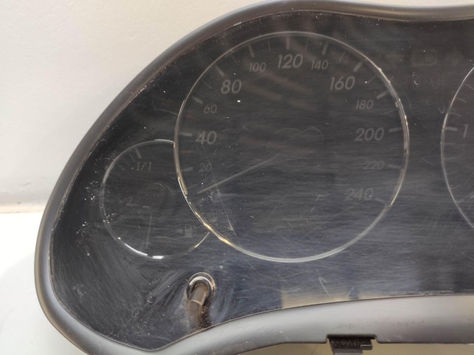 CUADRO INSTRUMENTOS TOYOTA AVENSIS 2007