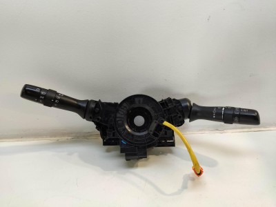 MANDO MULTIFUNCION TOYOTA AURIS 2012