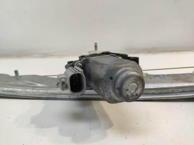 ELEVALUNAS DELANTERO DERECHO FORD KA 2017