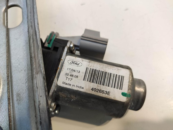 ELEVALUNAS DELANTERO DERECHO FORD KA 2017