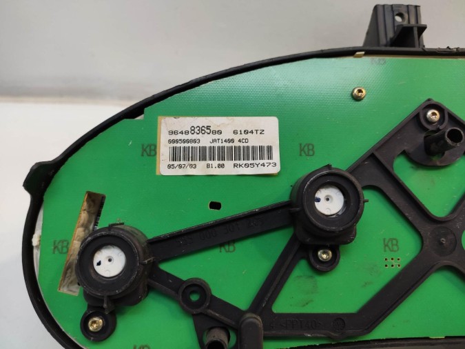 CUADRO INSTRUMENTOS PEUGEOT 206 2001