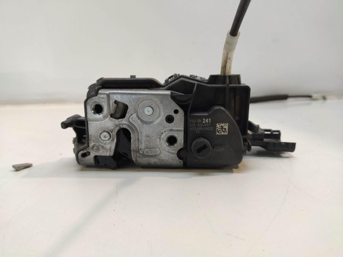CERRADURA PUERTA TRASERA DERECHA PEUGEOT 5008 2013