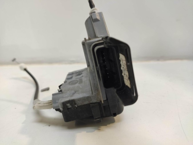 CERRADURA PUERTA TRASERA DERECHA PEUGEOT 5008 2013