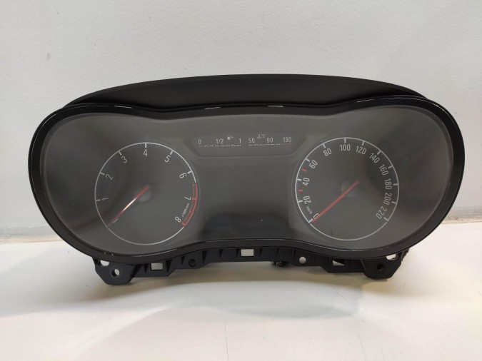 CUADRO INSTRUMENTOS OPEL CORSA 2015