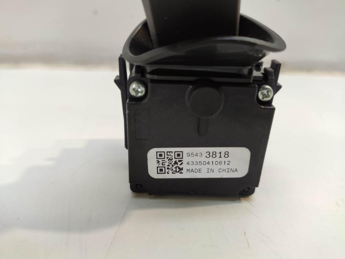 MANDO LIMPIA OPEL CORSA 2015