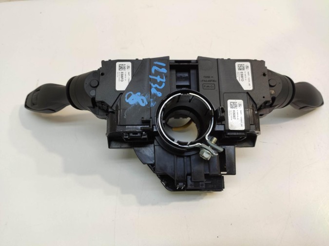 MANDO MULTIFUNCION FORD FIESTA 2017