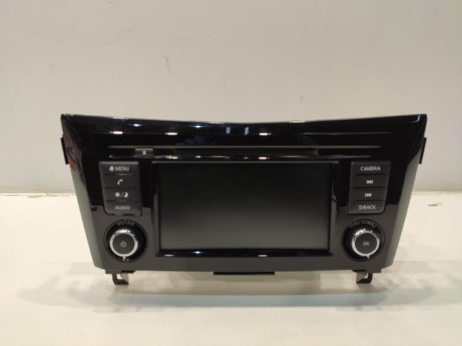 SAT. NAV. UNIT NISSAN QASHQAI 2019