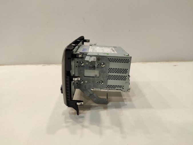 SAT. NAV. UNIT NISSAN QASHQAI 2019
