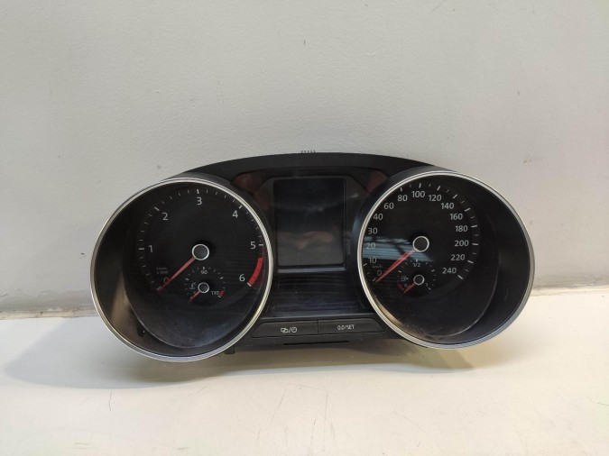 CUADRO INSTRUMENTOS VOLKSWAGEN POLO 2016