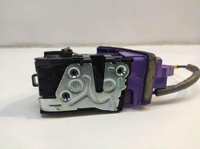 CERRADURA PUERTA TRASERA DERECHA HYUNDAI I30 2019