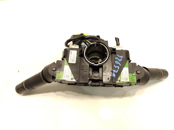 MANDO MULTIFUNCION MAZDA 6 2009