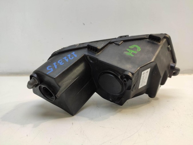 FARO ANTINIEBLA DELANTERO IZQUIERDO VOLKSWAGEN POLO 2015