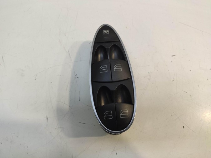 MANDO ELEVALUNAS DELANTERO IZQUIERDO MERCEDES CLASE E 2004