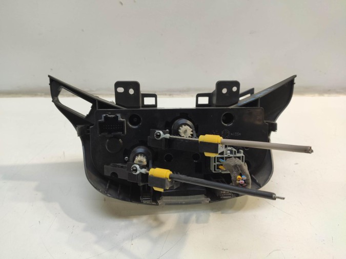 MANDO CALEFACCIÓN CHEVROLET SPARK 2013