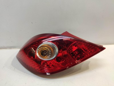 PILOTO TRASERO IZQUIERDO OPEL CORSA 2006