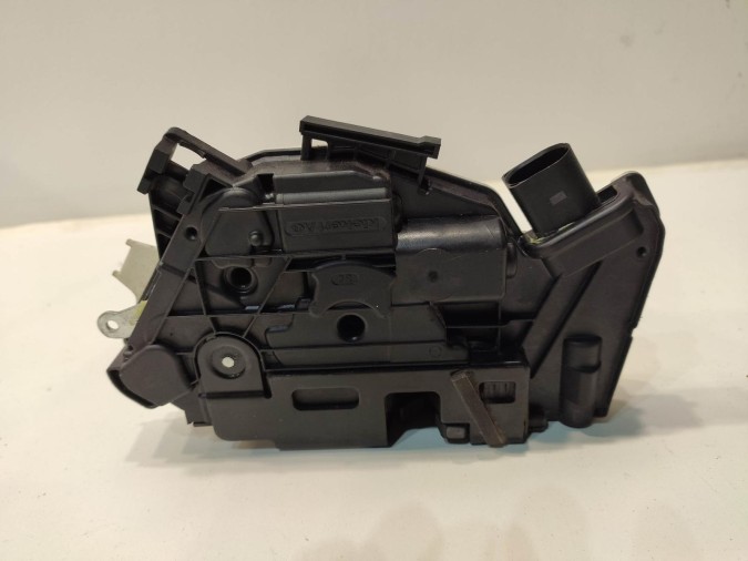CERRADURA PUERTA DELANTERA DERECHA SEAT IBIZA 2011