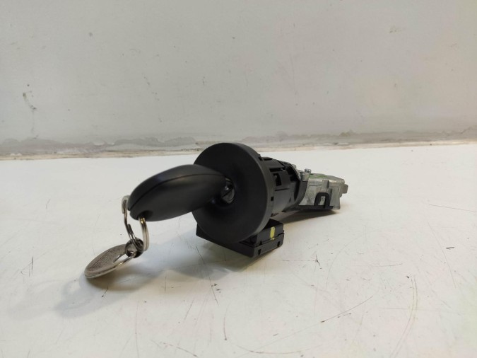 CONMUTADOR DE ARRANQUE DACIA SANDERO 2014