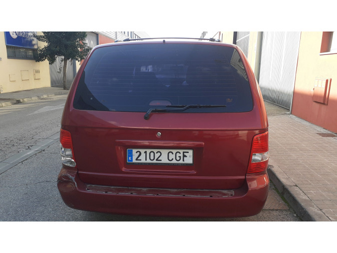 Autorradio KIA CARNIVAL 2003