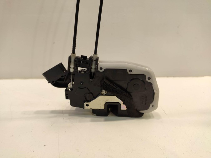 CERRADURA PUERTA DELANTERA DERECHA PEUGEOT 407 2010
