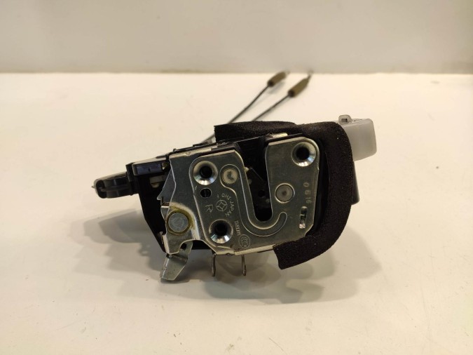 CERRADURA PUERTA DELANTERA DERECHA PEUGEOT 407 2010