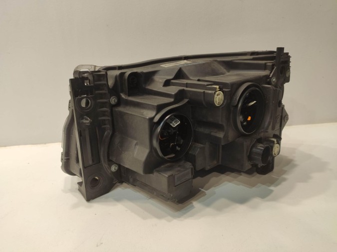 Faro derecho LAND ROVER RANGE ROVER 2009