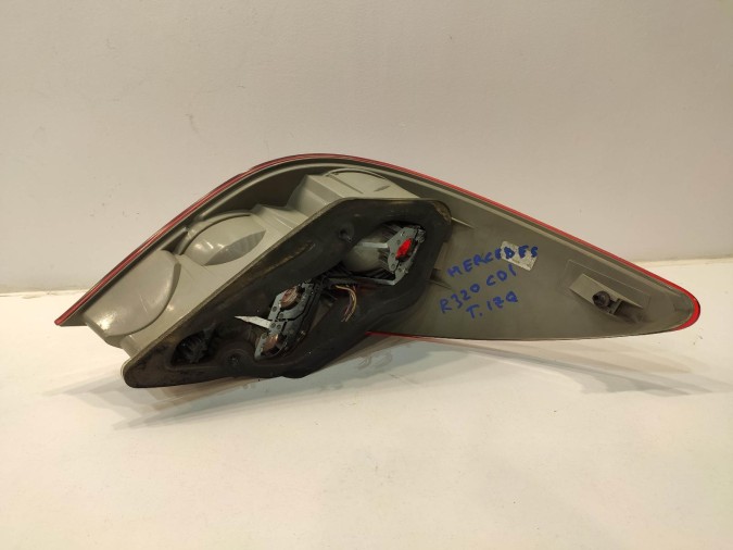 PILOTO TRASERO IZQUIERDO MERCEDES CLASE R 2007