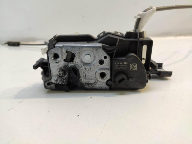 CERRADURA PUERTA DELANTERA DERECHA CITROEN C4 CACTUS 2016