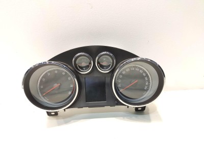 CUADRO INSTRUMENTOS OPEL ASTRA 2012